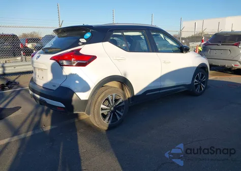 2018 Nissan Kicks Sr from USA, damaged, VIN 3N1CP5CU7JL506551